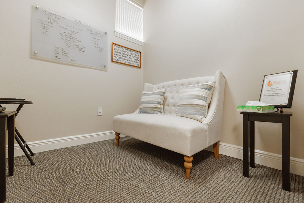 Image of the consultation room at Etheredge Chiropractic, a top rated chiropractor in Fruitland Park.